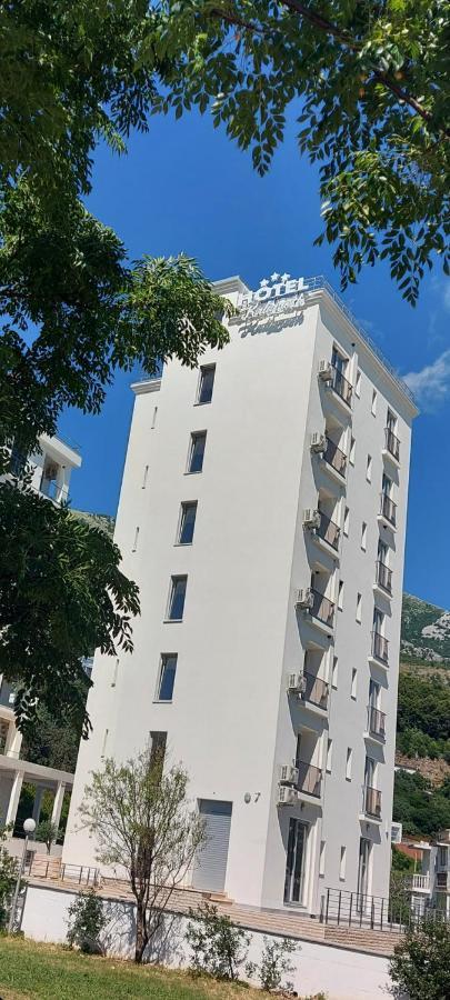 Hotel Kaligrosh Sutomore Eksteriør billede